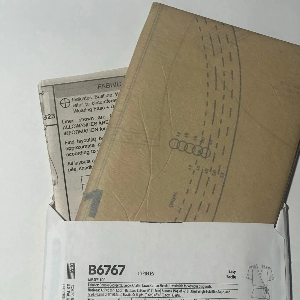 Butterick B6767 Sewing Pattern Misses Top E5 14-22 White Uncut Factory Folded